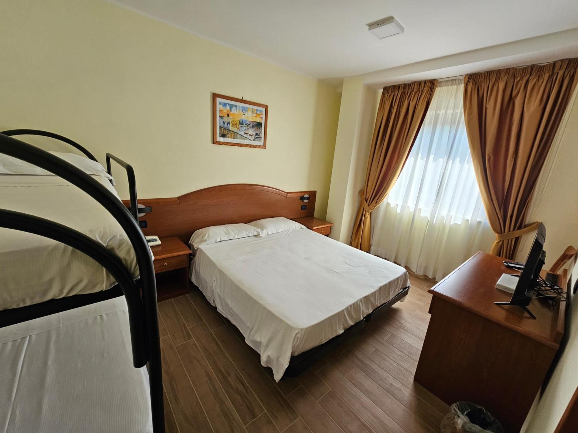 Hotel Dimora Adriana Тиволи Экстерьер фото